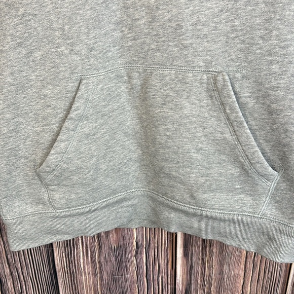 Carhartt Unisex Gray Hoodie- Size 10/12 Medium - Picture 4 of 13